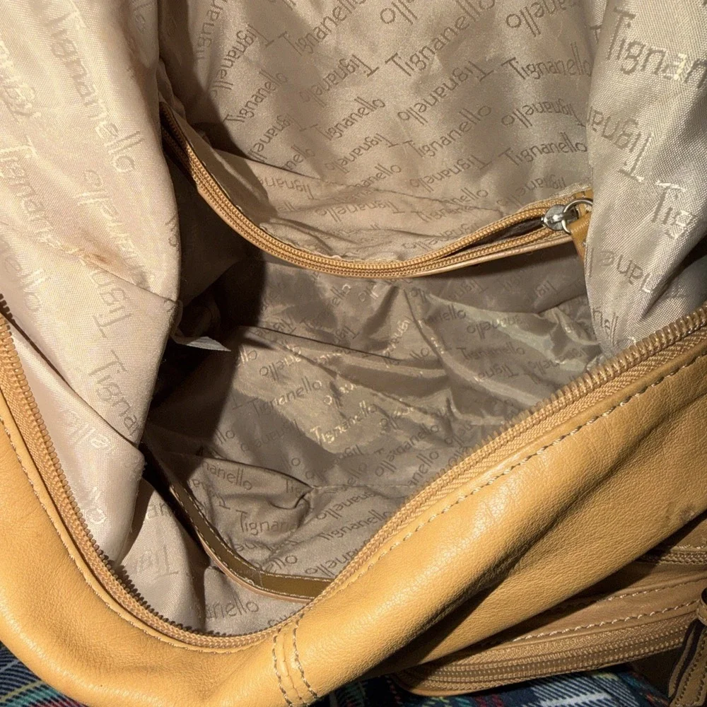 tignanello leather Cargo Hobo Shoulder handbag Camel/tan‎